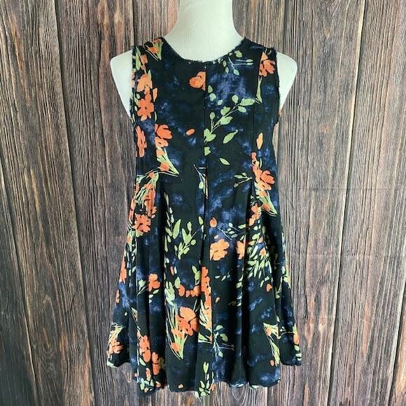 Ecote Women's Black & Coral Floral Tunic Dress Back is Cutout with Ties Small - Picture 1 of 9